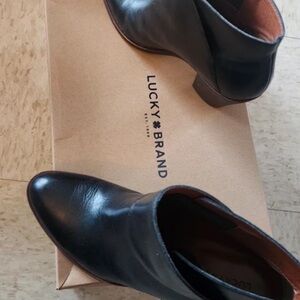 Lucky Brand Black Leather Women’s Heeled Ankle Boots